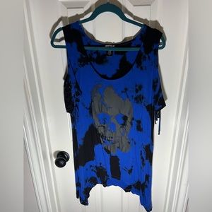 Hot topic size 2XL tank top